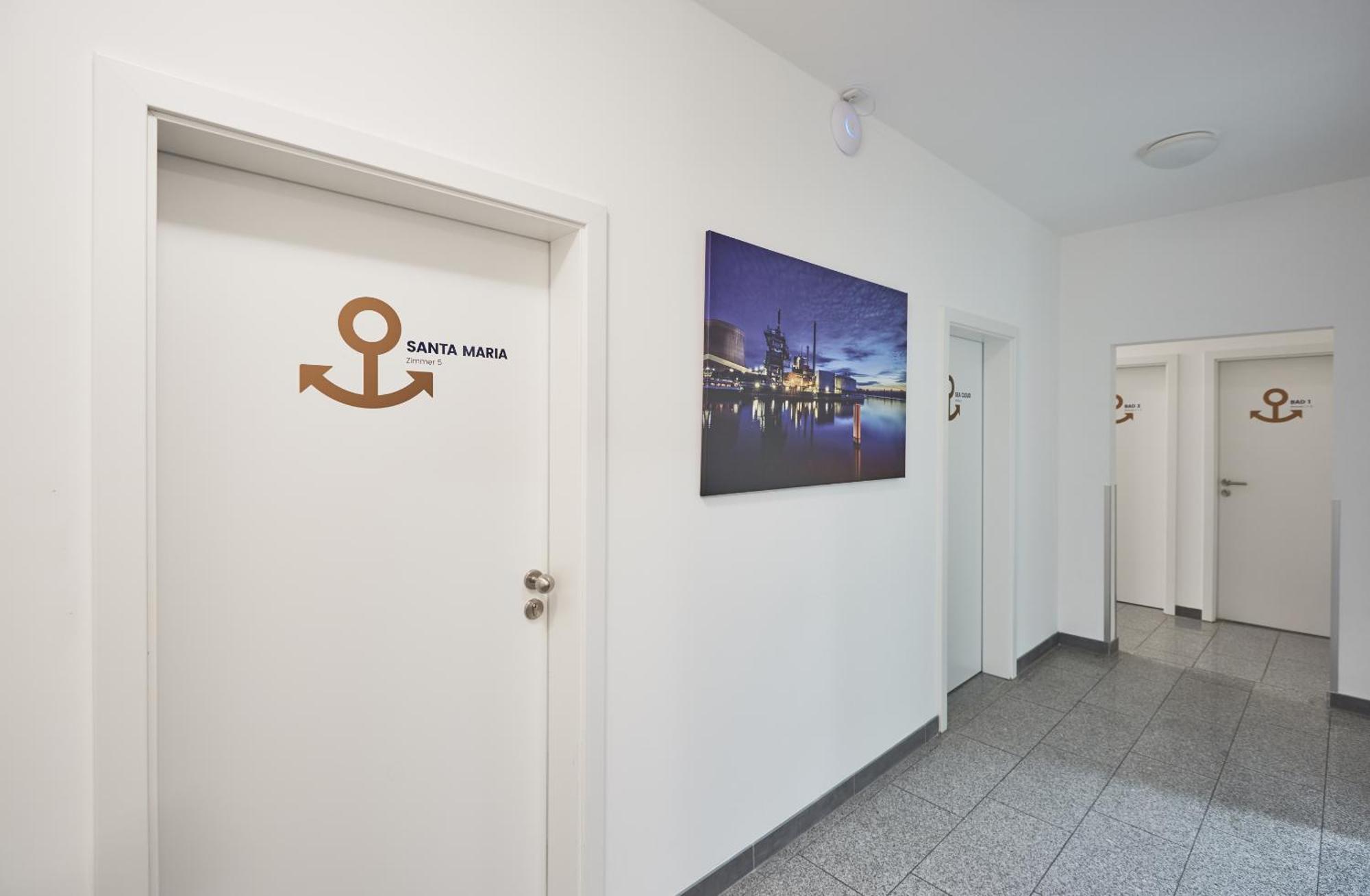 Harbour Apartments Karlsruhe Phòng bức ảnh