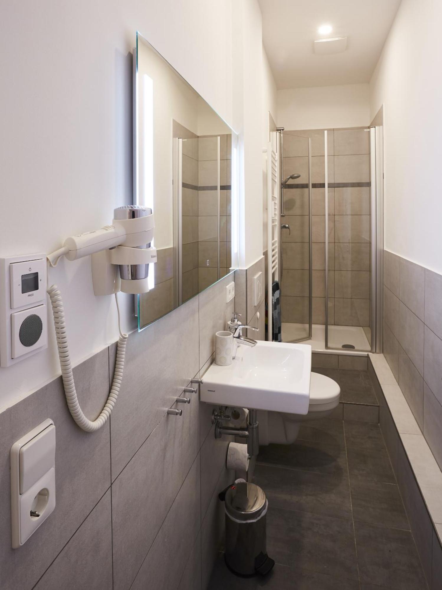 Harbour Apartments Karlsruhe Phòng bức ảnh