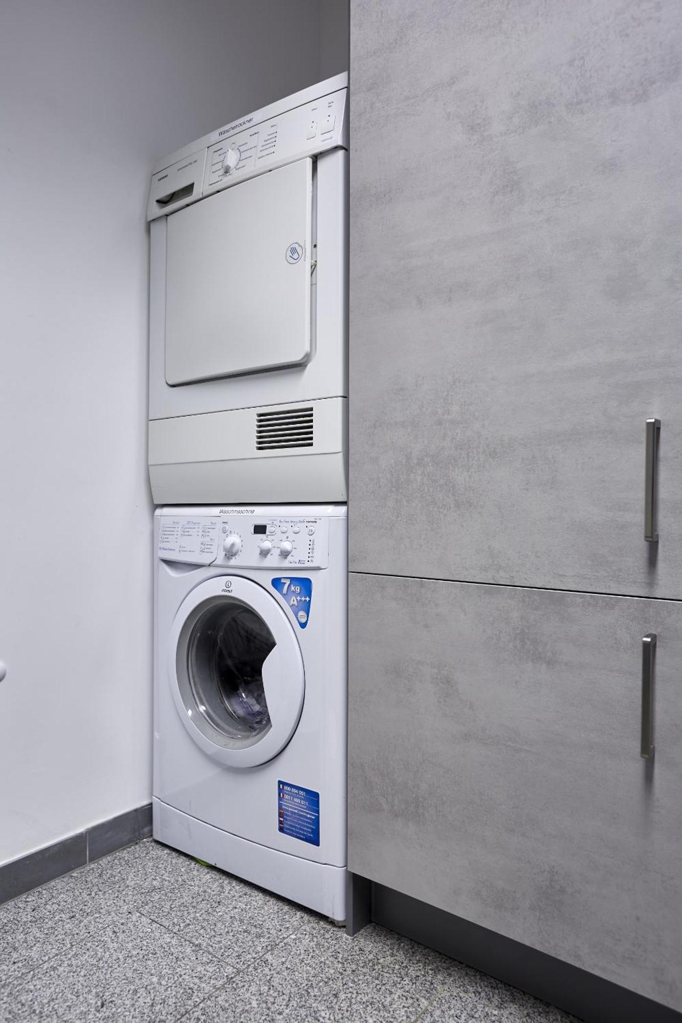 Harbour Apartments Karlsruhe Phòng bức ảnh